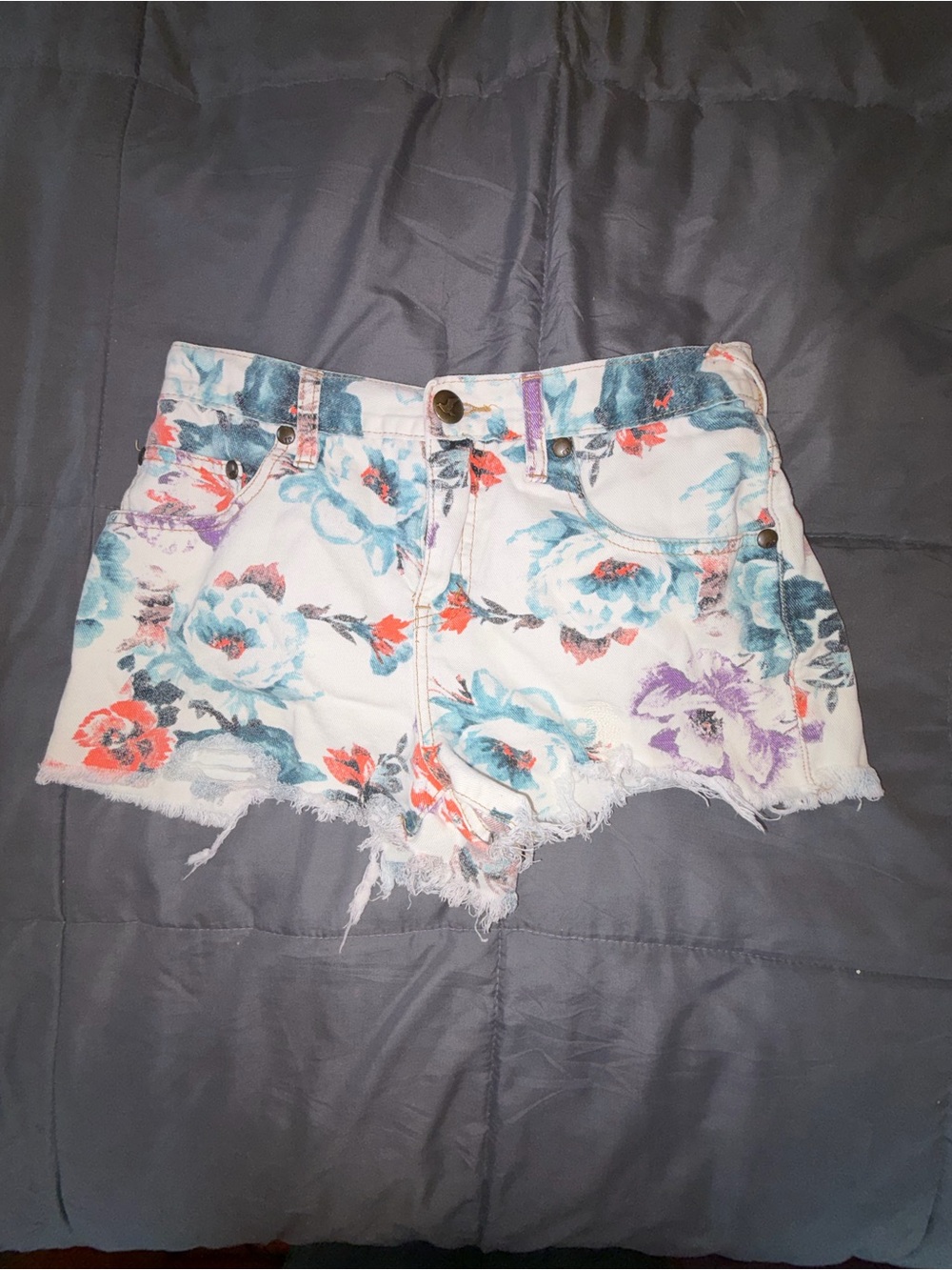 Free People Floral Denim Cutoff Shorts White Blue Boho Festival Size 29